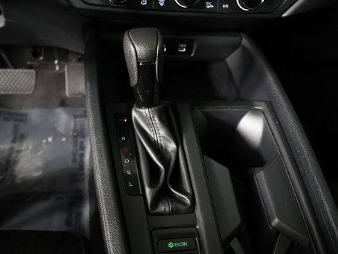 Used 2025 Honda Accord SE image 41