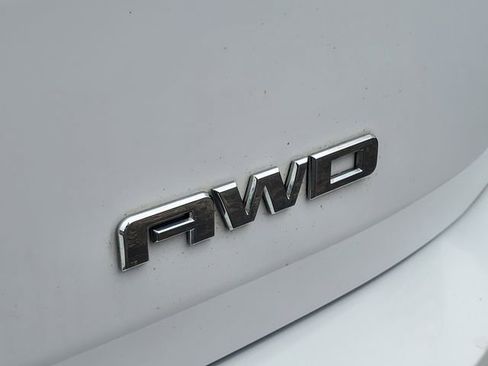 Used 2019 GMC Terrain SLE image 25