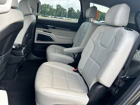 Used 2021 Kia Telluride EX w/ EX Premium Package AWD/4WD image 15