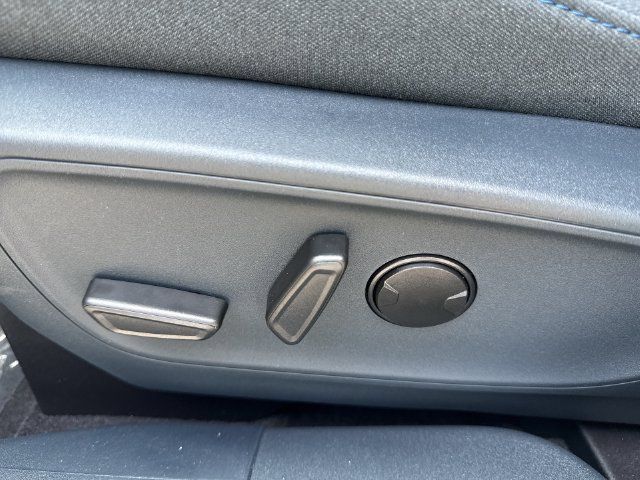 Used 2026 Ford Maverick XLT w/ XLT Luxury Package FWD image 12