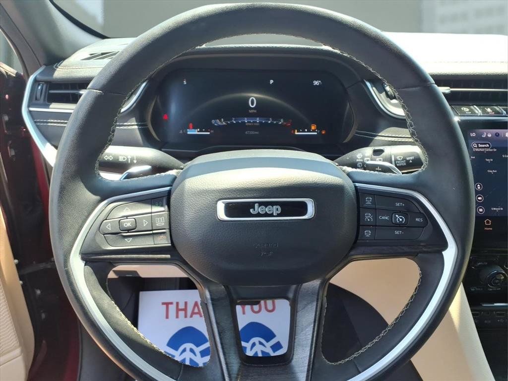 Used 2023 Jeep Grand Cherokee Limited w/ Luxury Tech Group II RWD image 12