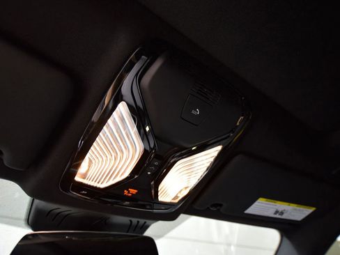 Used 2025 BMW M4 xDrive Competition AWD/4WD image 66