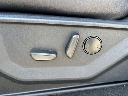 New 2026 Ford F250 Lariat w/ FX4 Off-Road Package image 14