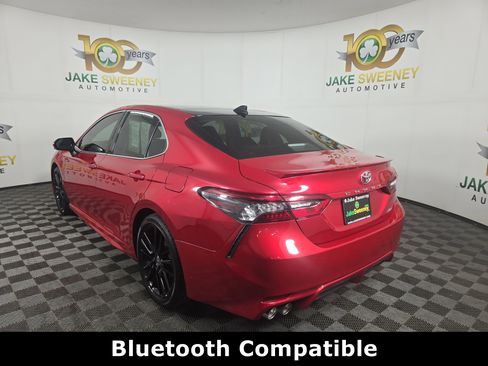 Used 2022 Toyota Camry XSE image 6