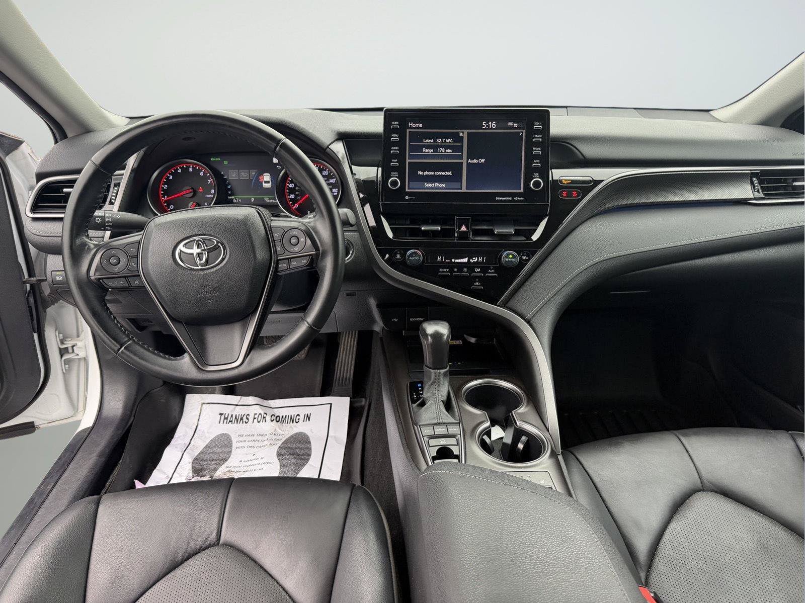 Used 2023 Toyota Camry XSE FWD image 15