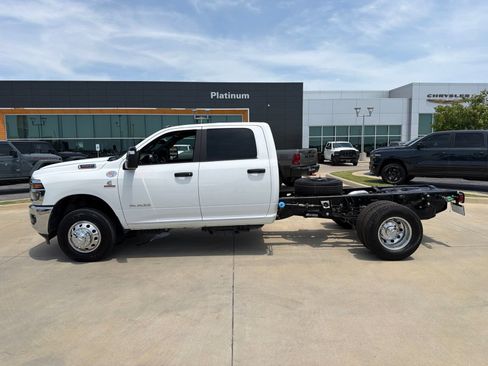 New 2026 RAM 3500 Big Horn AWD/4WD image 2