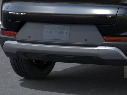 New 2026 Chevrolet TrailBlazer LT w/ Convenience Package FWD image 16