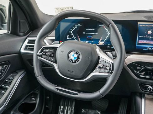 Used 2025 BMW 330i Sedan RWD image 14