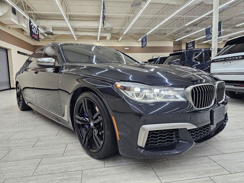 Used 2018 BMW M760i xDrive AWD/4WD image 4