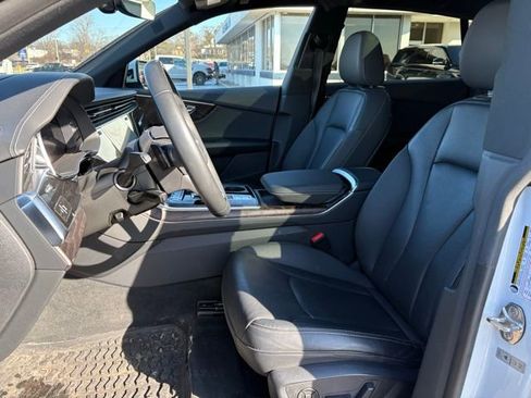 Used 2020 Audi Q8 Prestige image 22