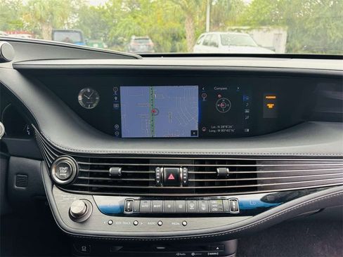 Used 2020 Lexus LS 500 image 7