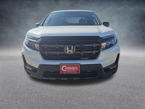 Used 2024 Honda Ridgeline Sport image 8