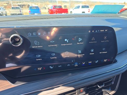 New 2026 Chevrolet Suburban Z71 w/ Comfort Package image 17