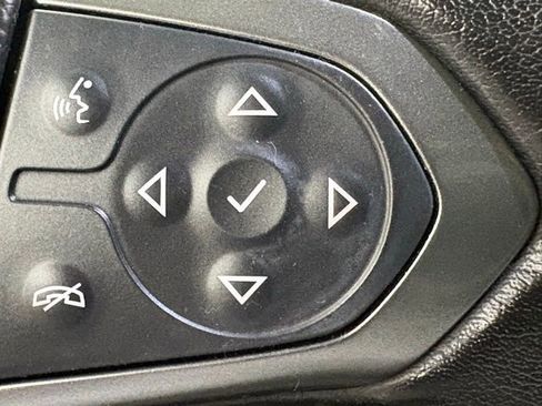 Used 2019 Chevrolet Tahoe LT AWD/4WD image 18