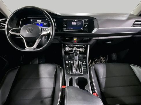 Used 2022 Volkswagen Jetta SE FWD image 16