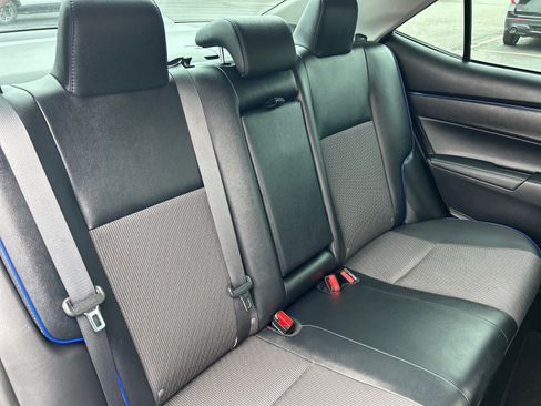 Used 2017 Toyota Corolla SE w/ Carpet Mat Package (TMS) FWD image 17