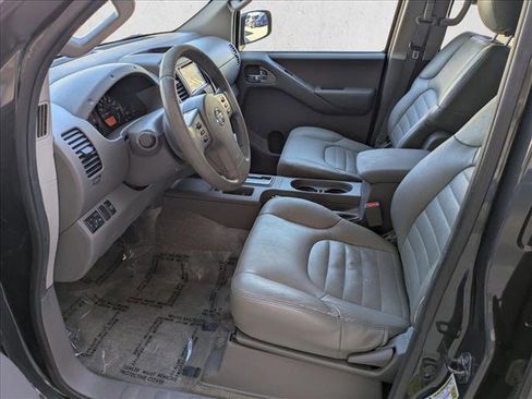 Used 2012 Nissan Frontier SV w/ SV Premium Utility Pkg image 15