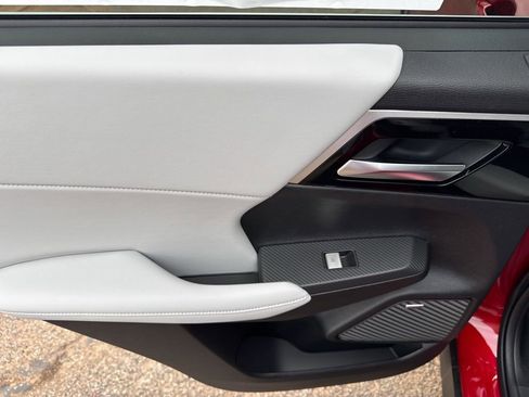 New 2026 Mitsubishi Outlander SE FWD image 36