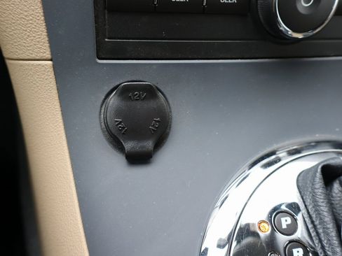 Used 2007 Pontiac Solstice Convertible w/ Premium Package image 12