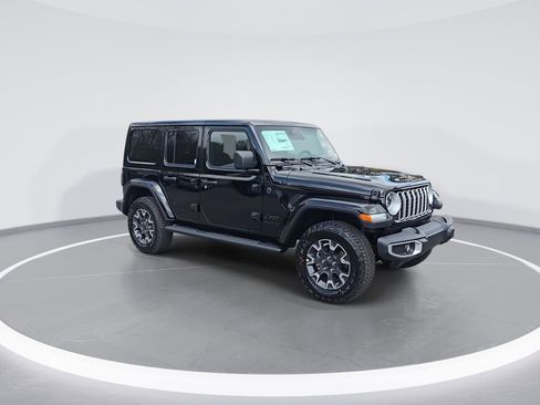 New 2026 Jeep Wrangler Unlimited Sahara AWD/4WD image 2