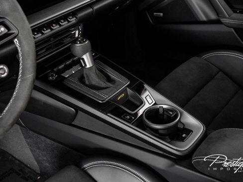 Used 2022 Porsche 911 GT3 image 36