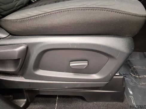 Used 2020 Ford Explorer XLT w/ Class III Trailer Tow Package image 11