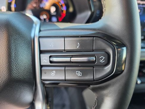 Used 2025 Chevrolet Colorado ZR2 w/ ZR2 Bison Edition image 24