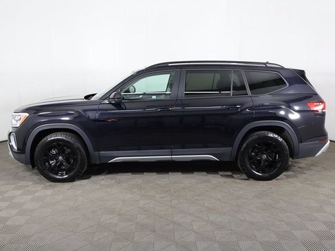 Used 2024 Volkswagen Atlas Peak Edition SEL AWD/4WD image 21
