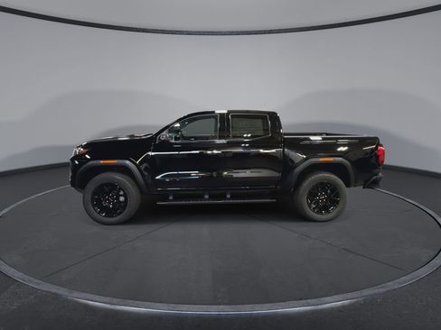 New 2025 GMC Canyon Denali w/ LPO, Denali Black Edition image 5