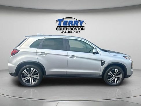 Used 2025 Mitsubishi Outlander Sport ES AWD/4WD image 1