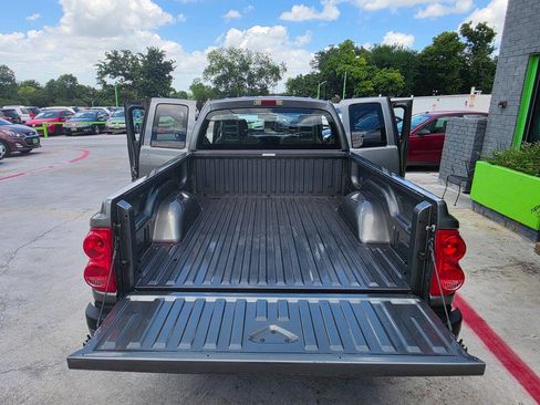 Used 2006 Dodge Dakota ST RWD image 22