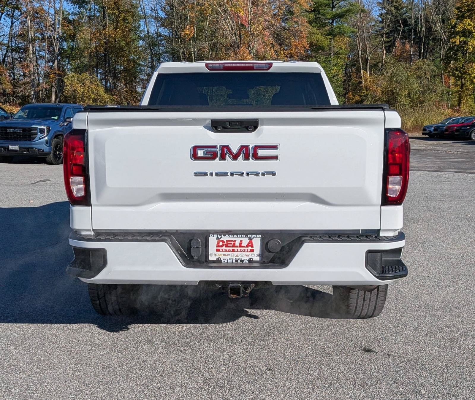Used 2023 GMC Sierra 1500 Pro w/ Graphite Edition AWD/4WD image 9