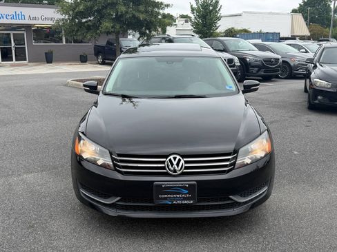 Used 2013 Volkswagen Passat 2.5 SE FWD image 2