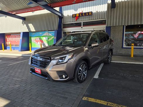 Used 2024 Subaru Forester Limited image 1