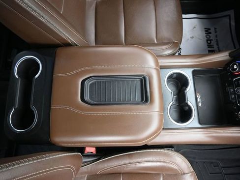 Used 2021 Chevrolet Tahoe High Country w/ Premium Package image 33