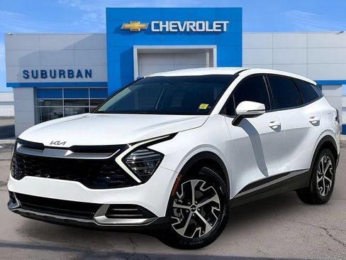 Used 2024 Kia Sportage EX FWD image 1