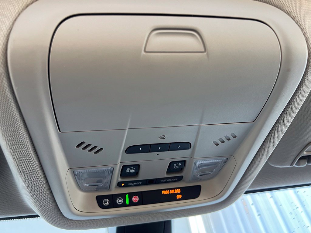 Used 2017 GMC Acadia Denali w/ Technology Package AWD/4WD image 53