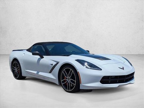 Used 2016 Chevrolet Corvette Stingray Convertible w/ 3LT Preferred Equipment Group RWD image 3