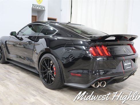 Used 2019 Ford Mustang Shelby GT350 w/ Technology Package RWD image 11