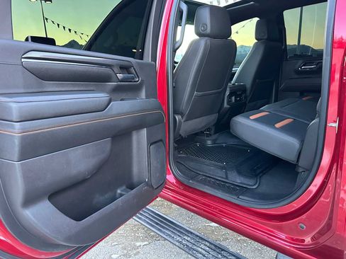 Used 2024 GMC Sierra 2500 AT4 w/ AT4 Premium Plus Package image 16