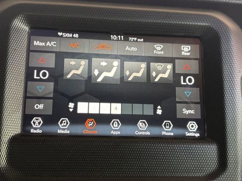 Used 2021 Jeep Gladiator Sport image 22