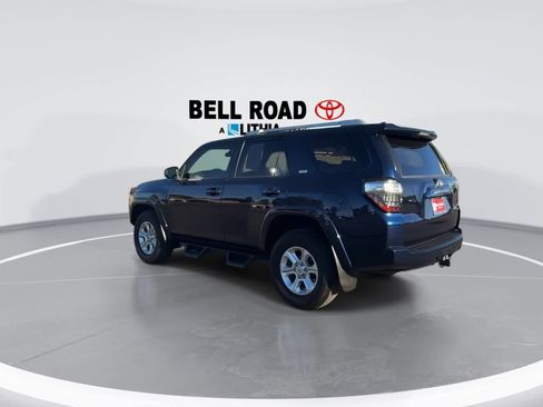 Used 2018 Toyota 4Runner SR5 image 6