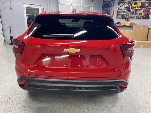 New 2026 Chevrolet Trax LS w/ LS Convenience Package image 6