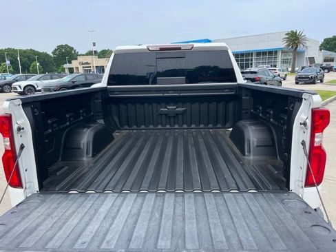 Used 2019 Chevrolet Silverado 1500 LT Trail Boss AWD/4WD image 8