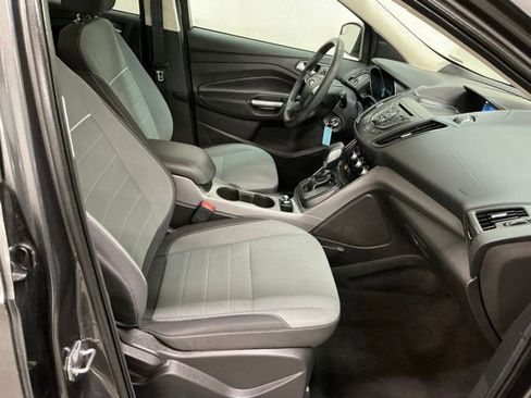 Used 2015 Ford Escape SE image 19
