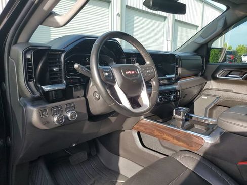 Used 2023 GMC Sierra 1500 SLT w/ SLT Premium Package AWD/4WD image 21