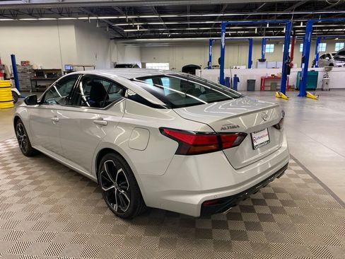 Used 2024 Nissan Altima 2.5 SR FWD image 4