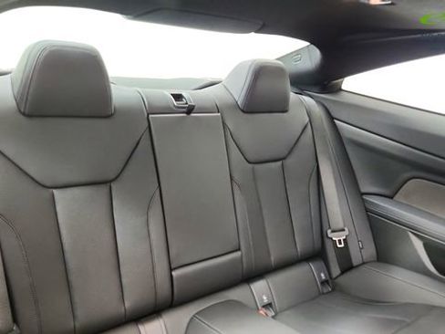 Used 2026 BMW M440i Coupe image 24
