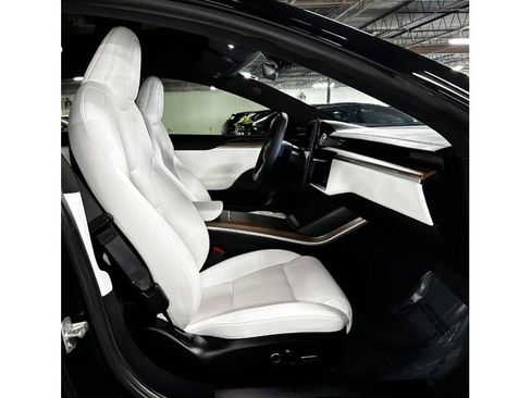 Used 2024 Tesla Model S image 21