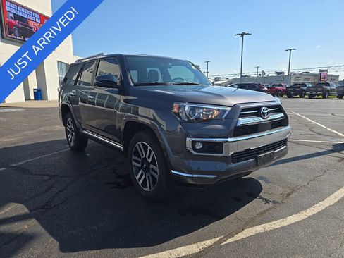 Used 2023 Toyota 4Runner Limited AWD/4WD image 3